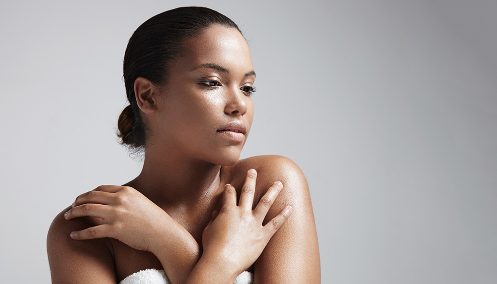 pretyy-woman-while-have-treatment